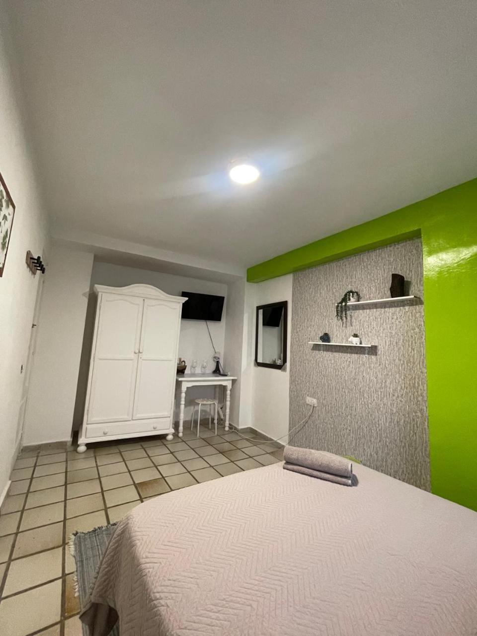 Habitacion Muy Centrica. Granada Exterior foto