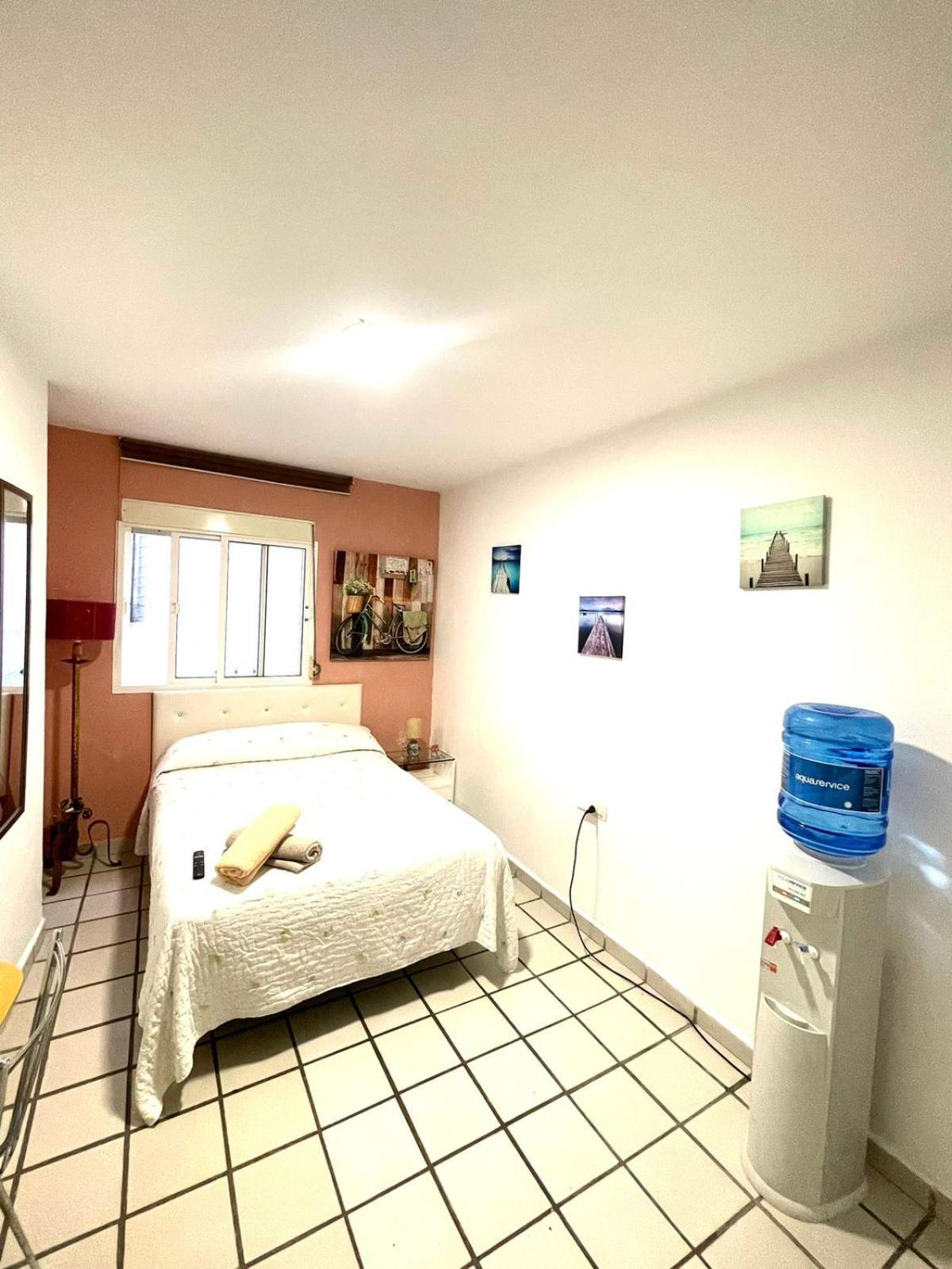 Habitacion Muy Centrica. Granada Habitación foto